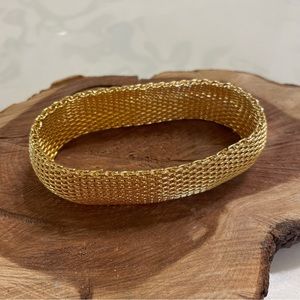 3/$15❤️ Gold tone bracelet